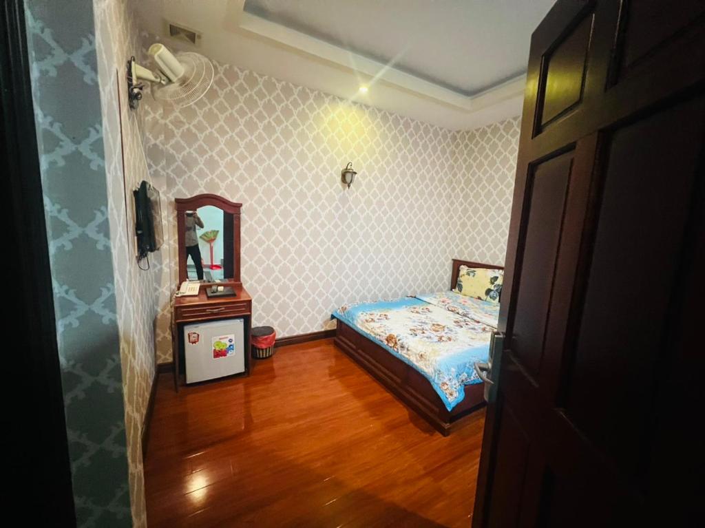 Khách Sạn Hoàng Anh Anh