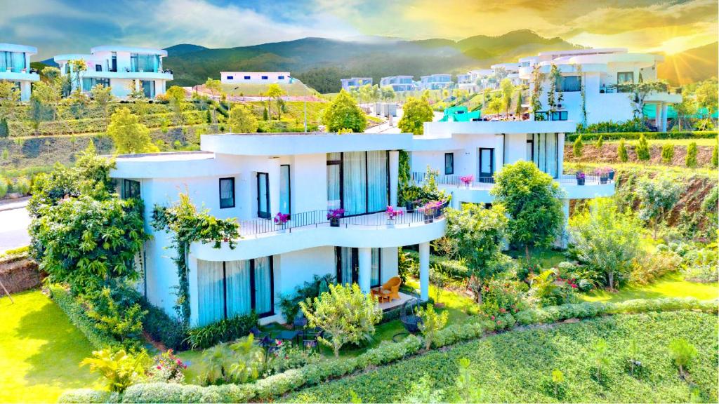 Ivory Villa & Resort