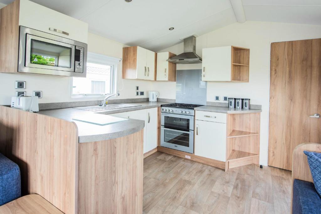 Trelawne Manor Holiday Park - Tap to explore photos