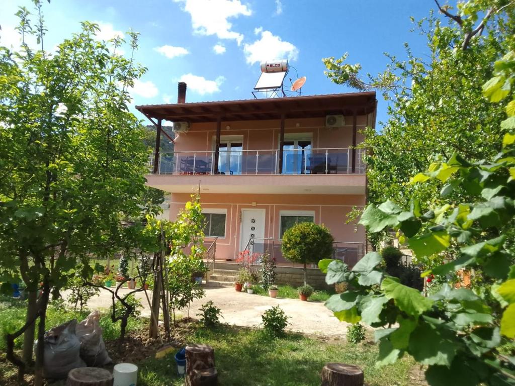 Bujtina Bego photo 1