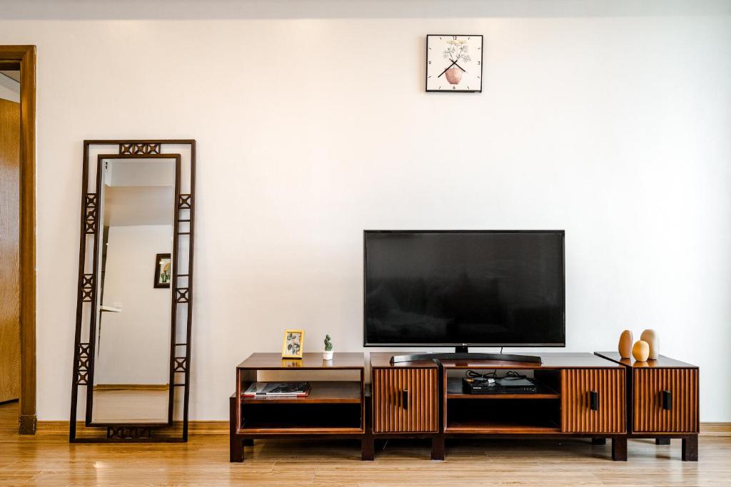 WECOZY Pacific - Spacious Apartment, Train Station Side