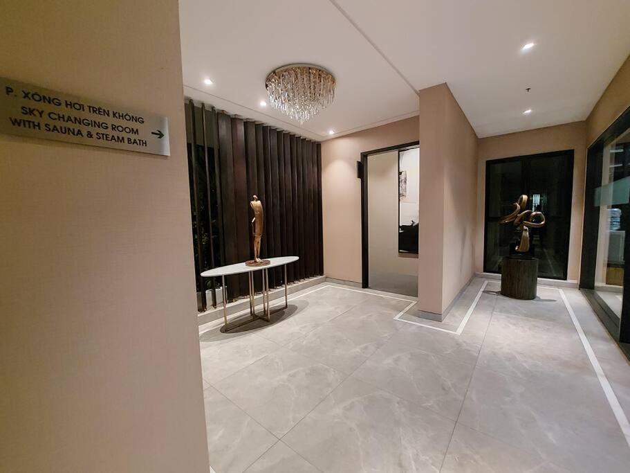 D1mension 3BR Luxury Condo City Center in Dist 1