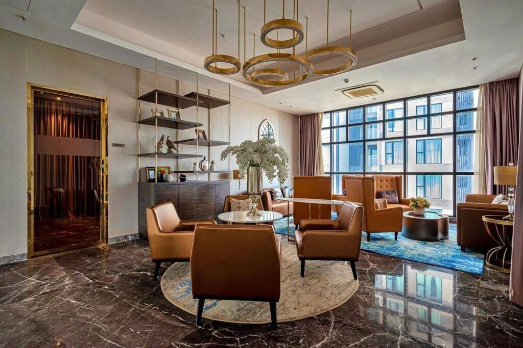 D1mension 3BR Luxury Condo City Center in Dist 1