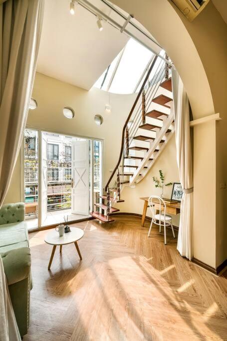 Attic 128m2 Duplex Glass dome by SSens Homes