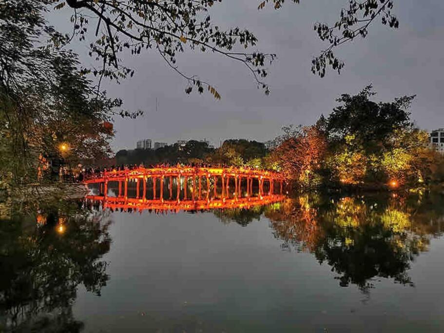 Attic 128m2 Duplex Glass dome by SSens Homes