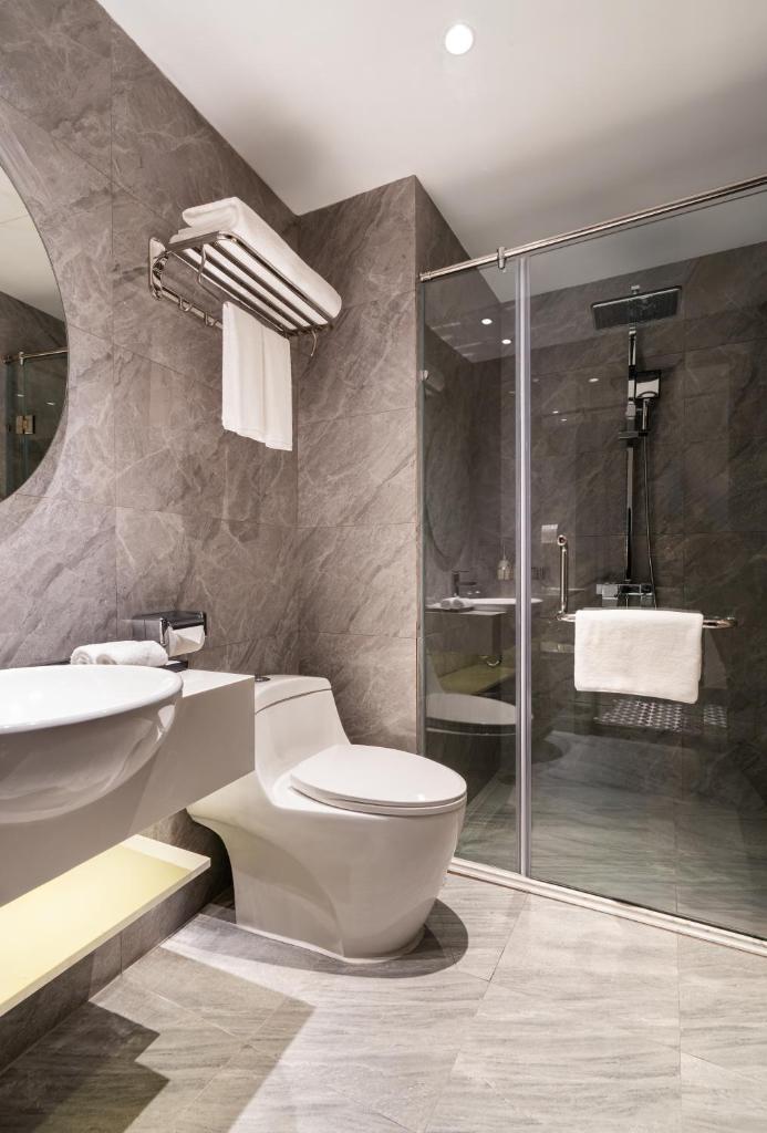 Luxe Paradise Premium Hotel