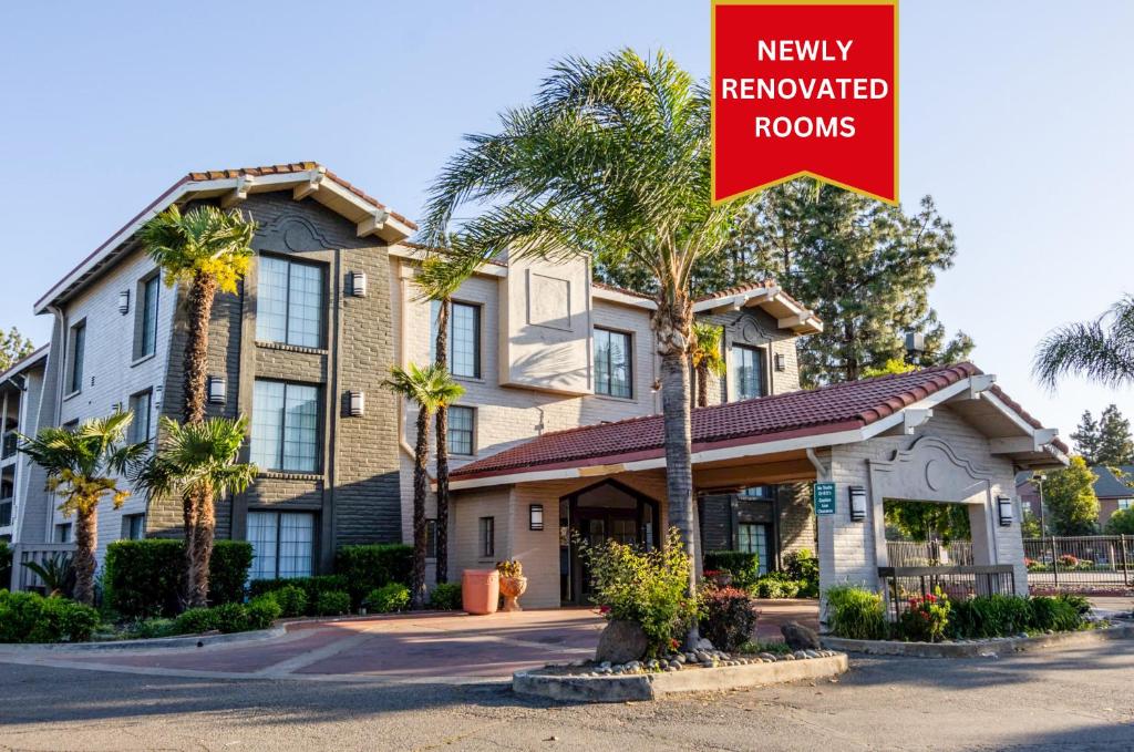 La Quinta Inn by Wyndham Stockton image