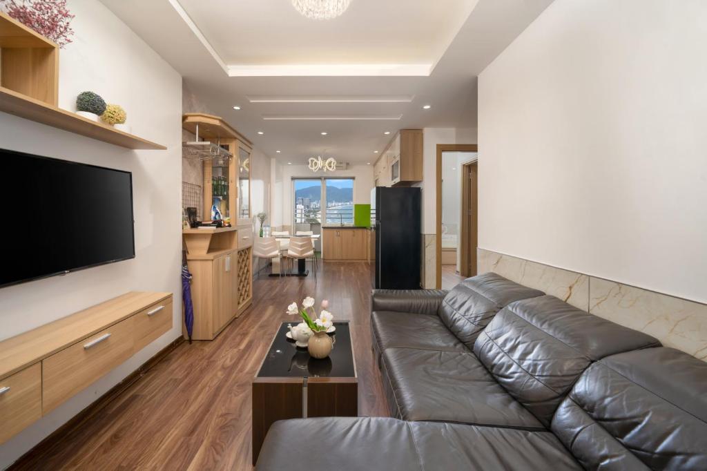 Dragon Bridge view, 2BR,Apartment-nearby My Khe beach 100met