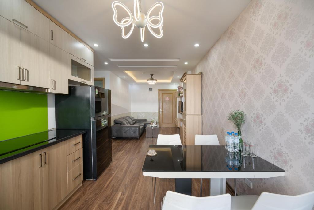 Dragon Bridge view, 2BR,Apartment-nearby My Khe beach 100met
