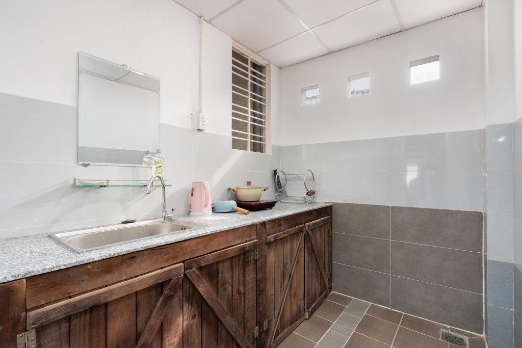 Luong Huu Khanh Homestay - Centre District 1