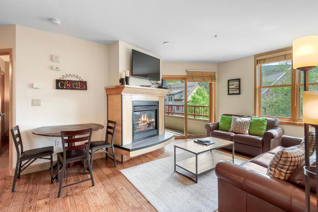Silver Mill 8212 by Great Western Lodging image