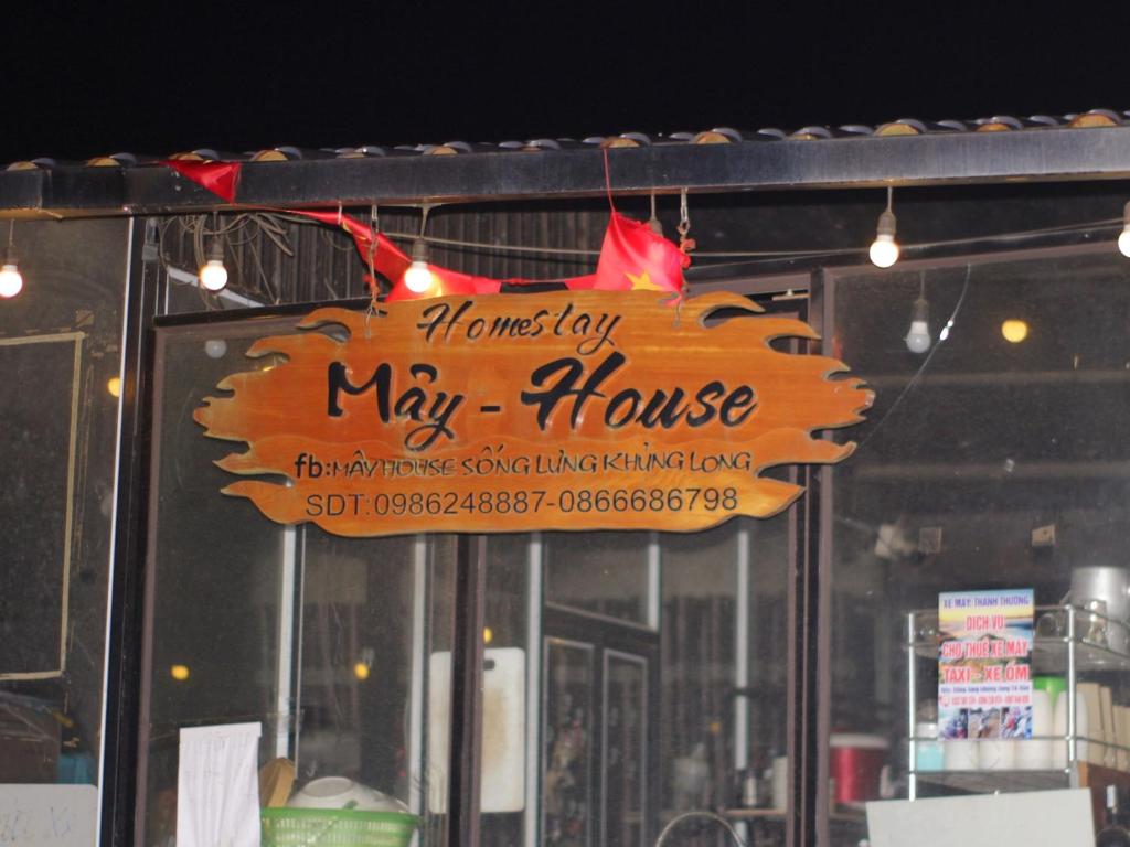 Mây House – Sống Lưng Khủng Long