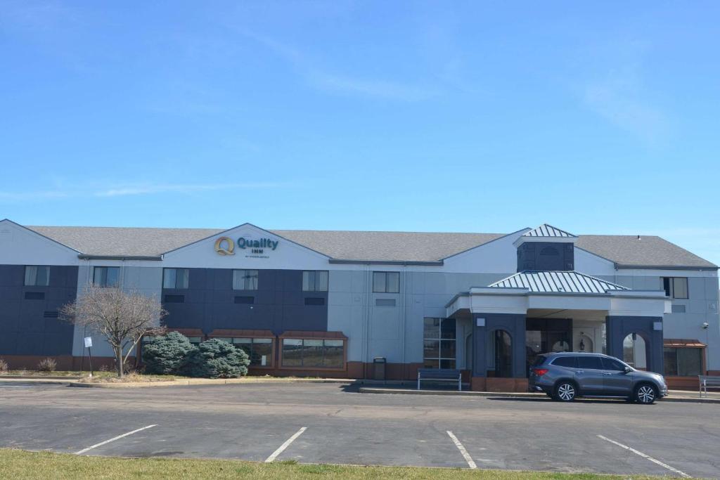 Quality Inn image