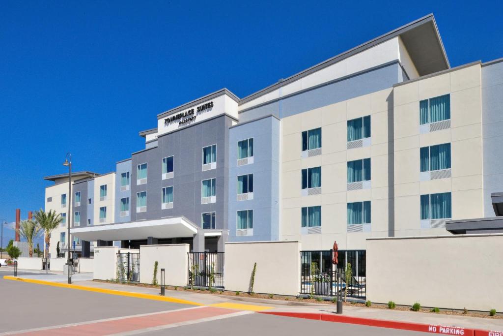 TownePlace Suites by Marriott Ontario Chino Hills image