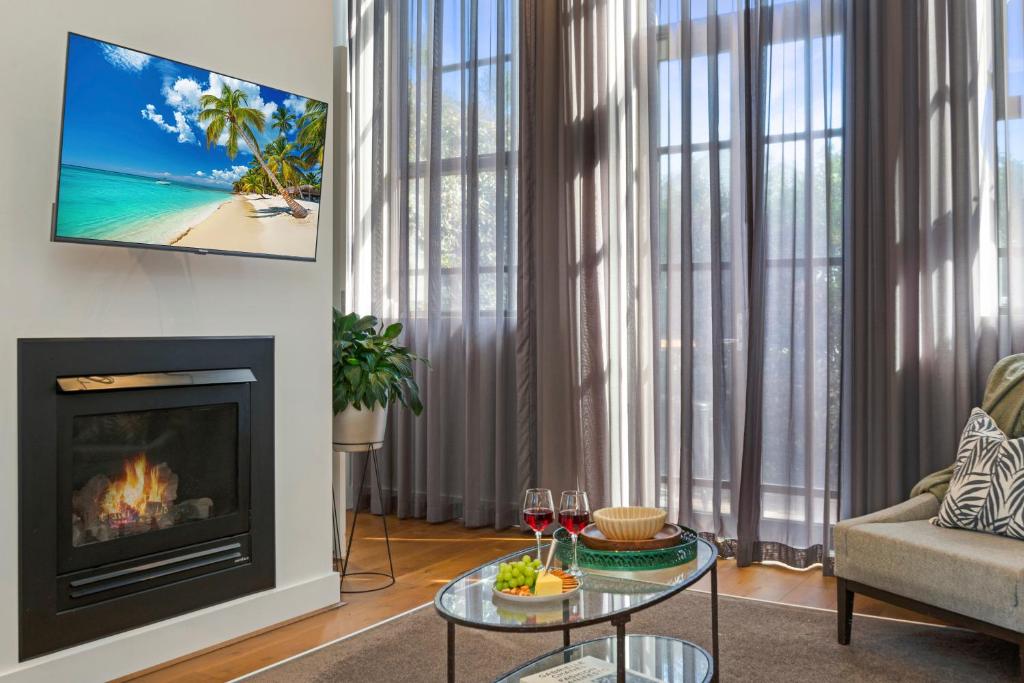 Heritage Luxury Apartment-Footy & CBD photo 1