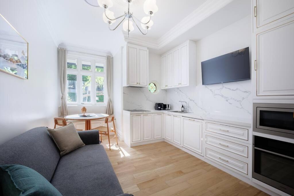 Cosy Federation Apartment Kirribilli 2 Bedroom #1