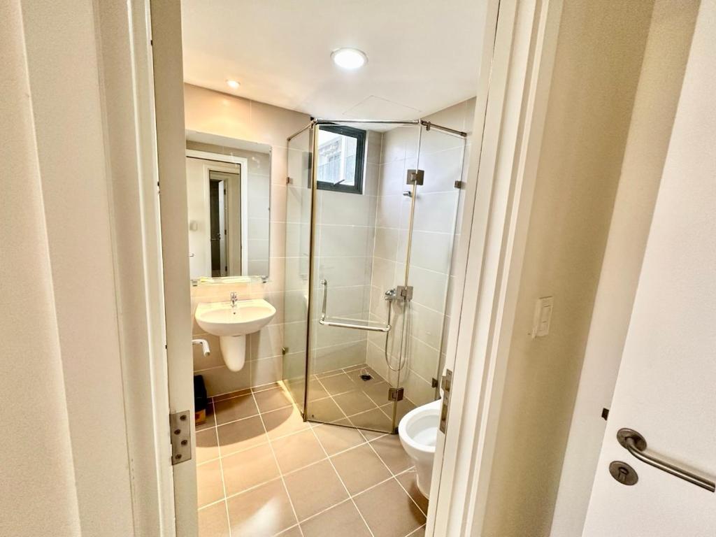 Amazing View And Large Balcony - Masteri TD