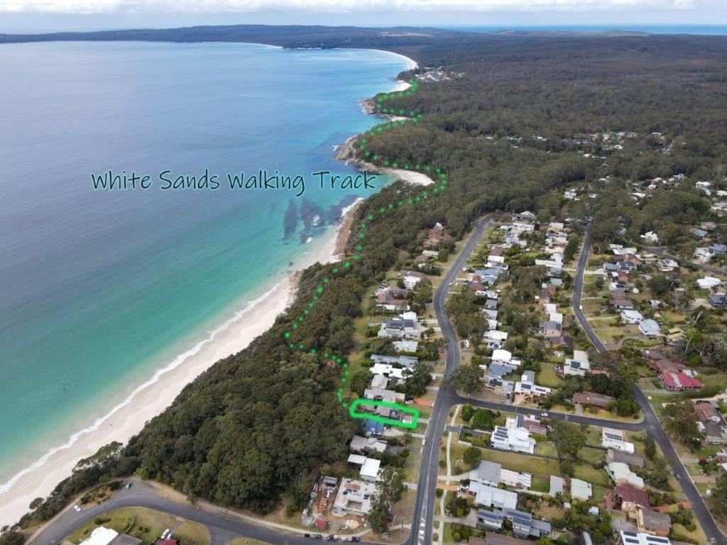 Nelson's Oasis By The Beach