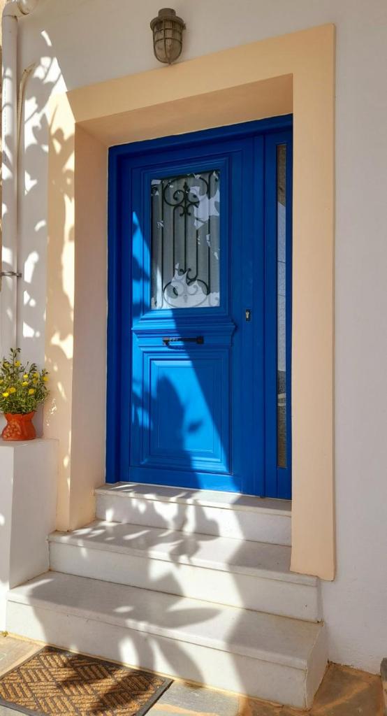 Tsipouras House, Attica