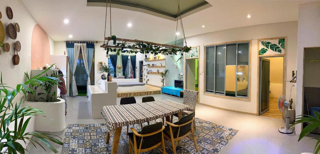 Annie homestay 213 Duong Hien Quyen