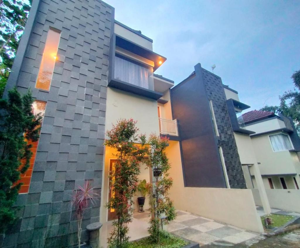 Villa Gamping Favika Batu