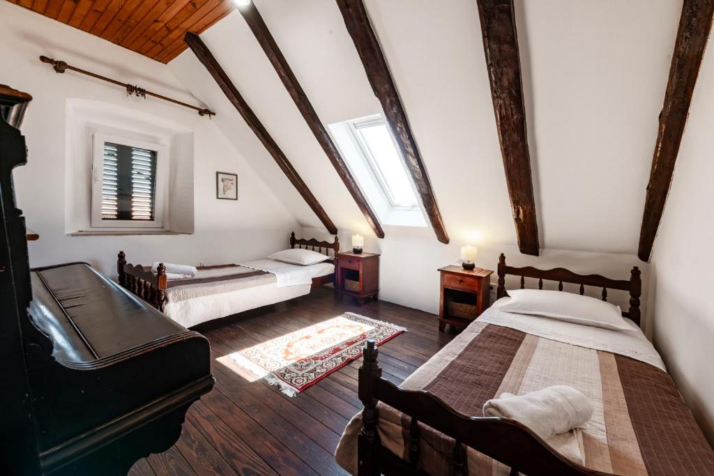 Inheritance Suite Dubrovnik - Tap to explore photos