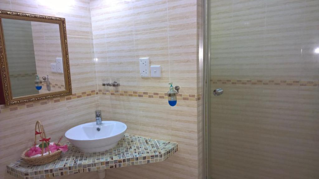 Семейный (Семейный номер), Etoile Labrine