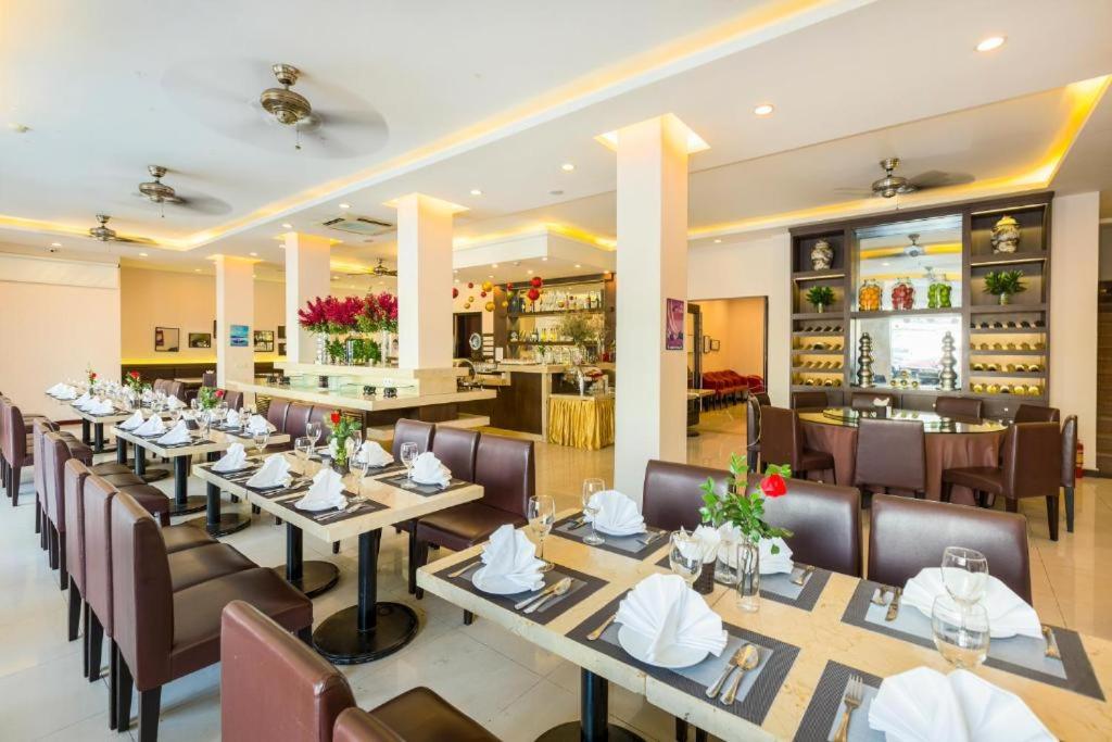 Hồng Hà Hotel HN - by BAY LUXURY