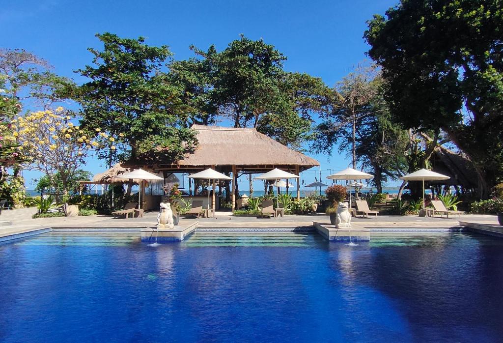 Mercure Resort Sanur - Tap to explore photos