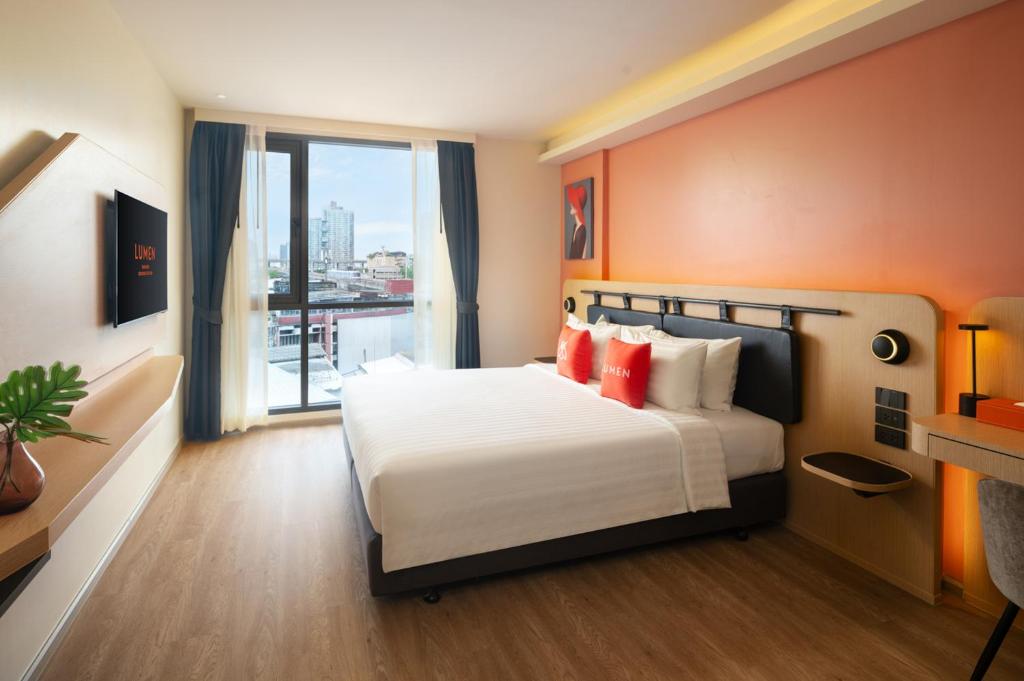 Lumen Bangkok Udomsuk Station Room Type - Lumen City View King
