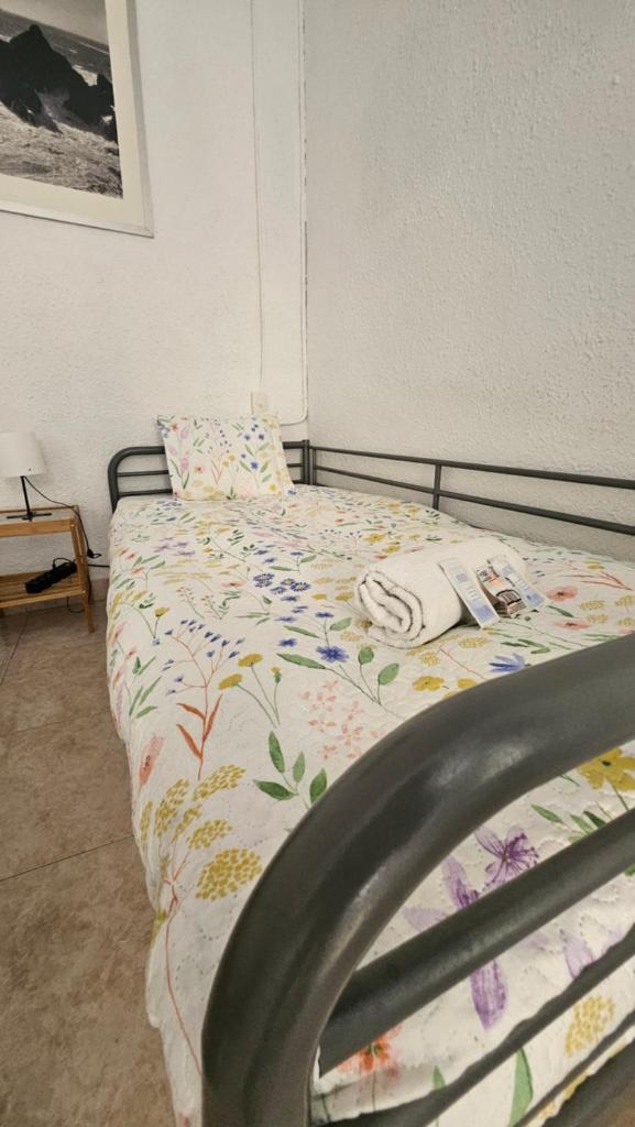 YOUTH HOSTEL - Central and Basic Drassanes Room Type - Single Room with Bathroom