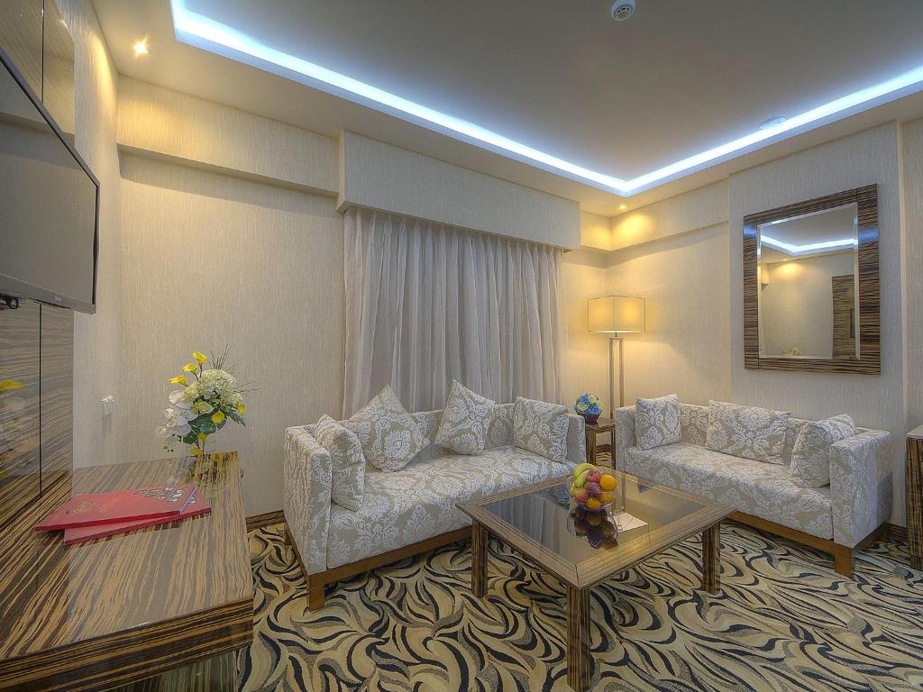 Сьюит (Люкс «Престиж»), Отель Orchid Vue Hotel