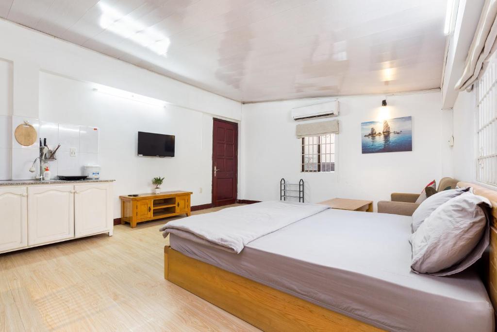 Halo Apartment