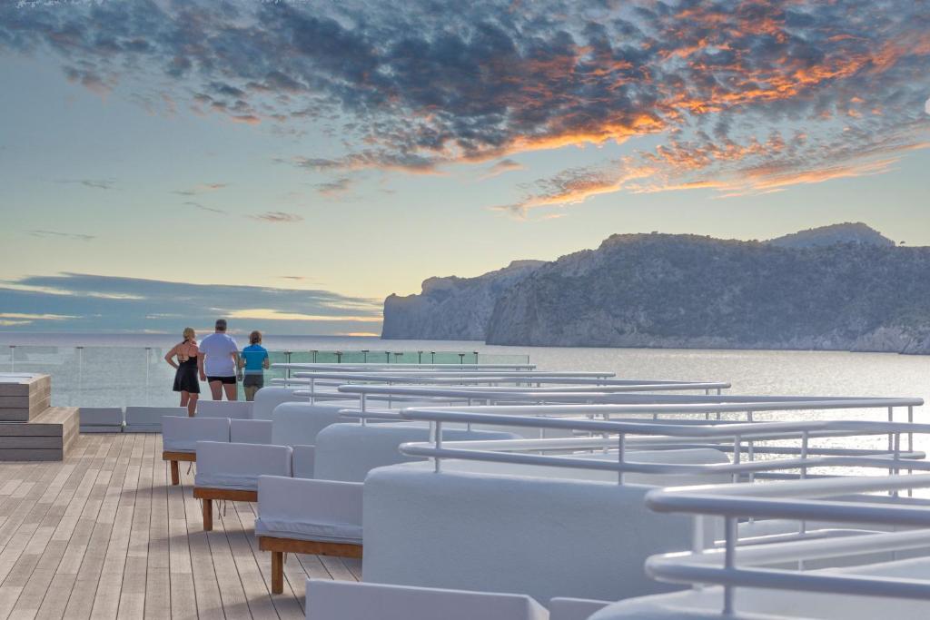 FERGUS Style Cala Blanca Suites photo 1