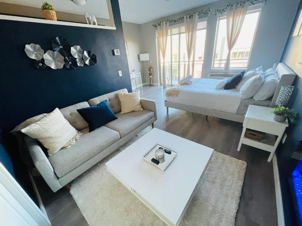 Modern Spacious Studio Apartment image
