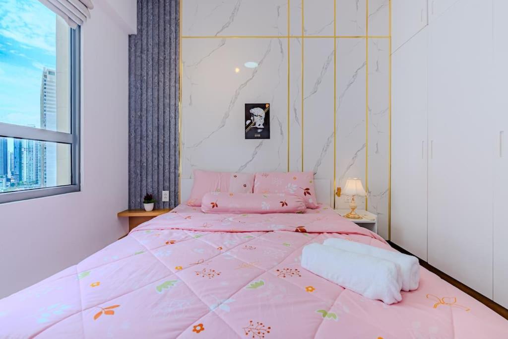 Spacious 2 Bed Rooms Condo in Masteri Thao Dien