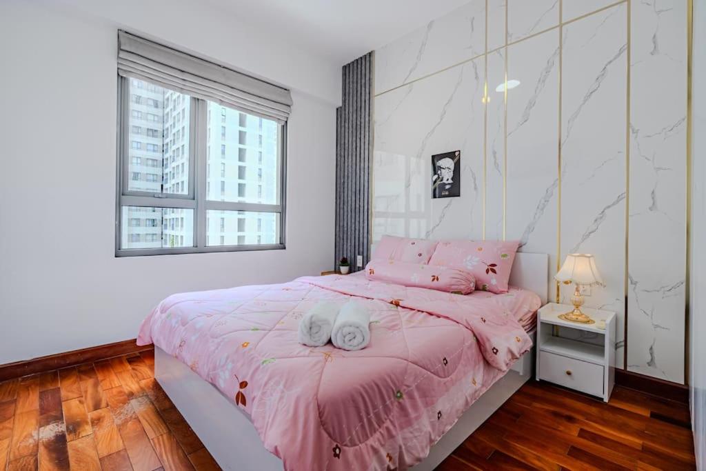 Spacious 2 Bed Rooms Condo in Masteri Thao Dien