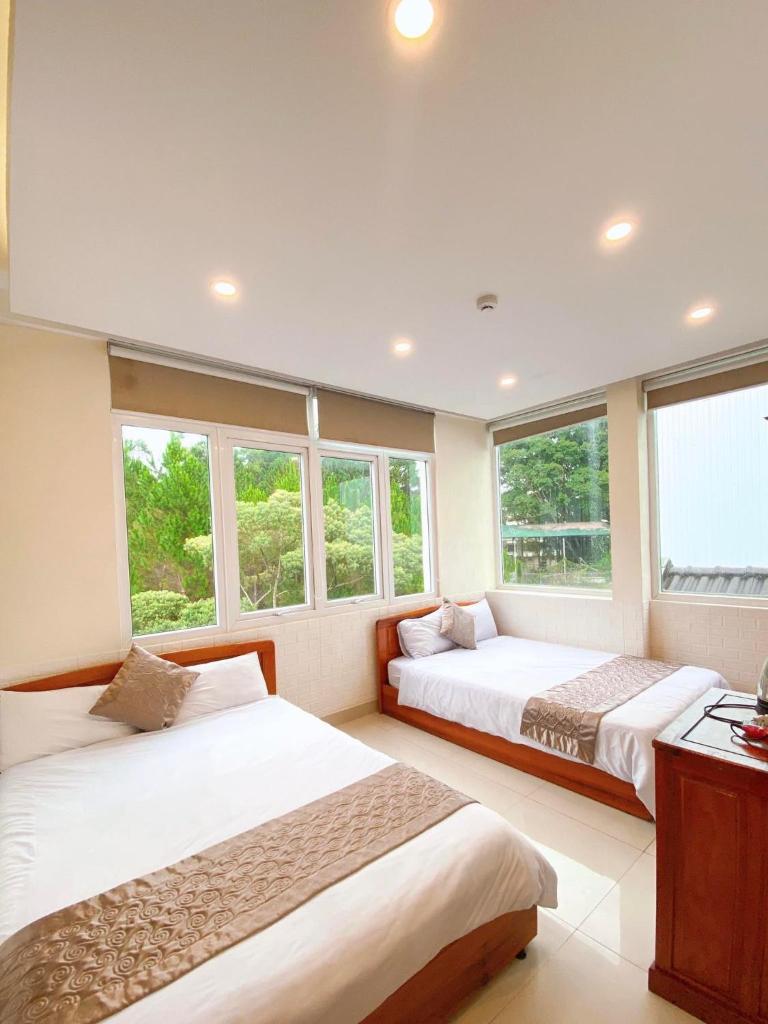 Đồng Việt Hotel