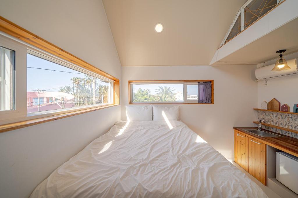 Rein Jeju Room Type - Double Room