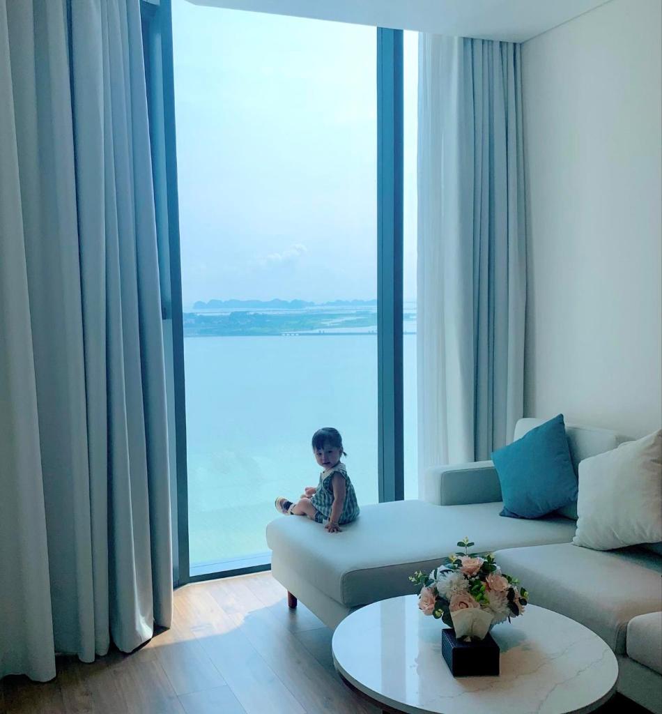 Bayside Bliss Apartment By A La Carte Ha Long Ocean View