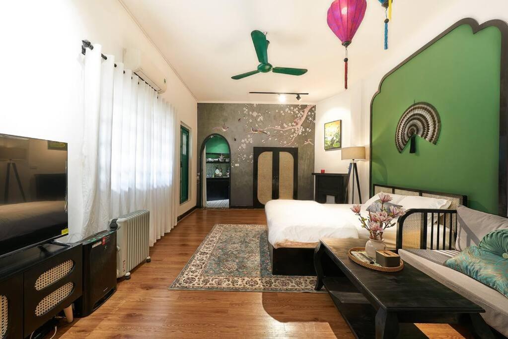 Indochine Duplex 1min to HoanKiem lake by SSens Homes