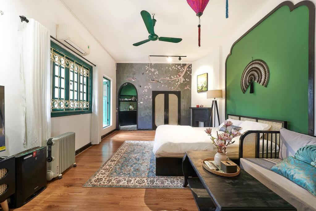 Indochine Duplex 1min to HoanKiem lake by SSens Homes