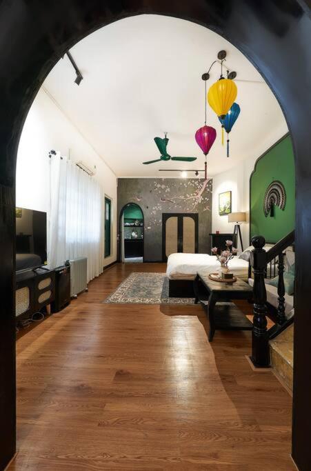 Indochine Duplex 1min to HoanKiem lake by SSens Homes