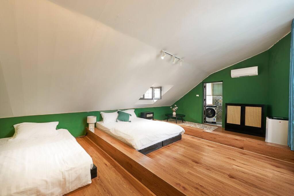 Indochine Duplex 1min to HoanKiem lake by SSens Homes