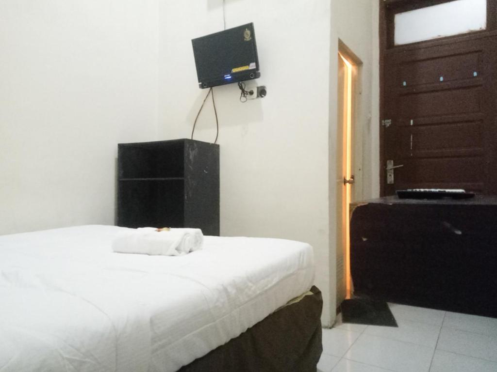 RedDoorz near RS Labuang Baji Makassar photo 4
