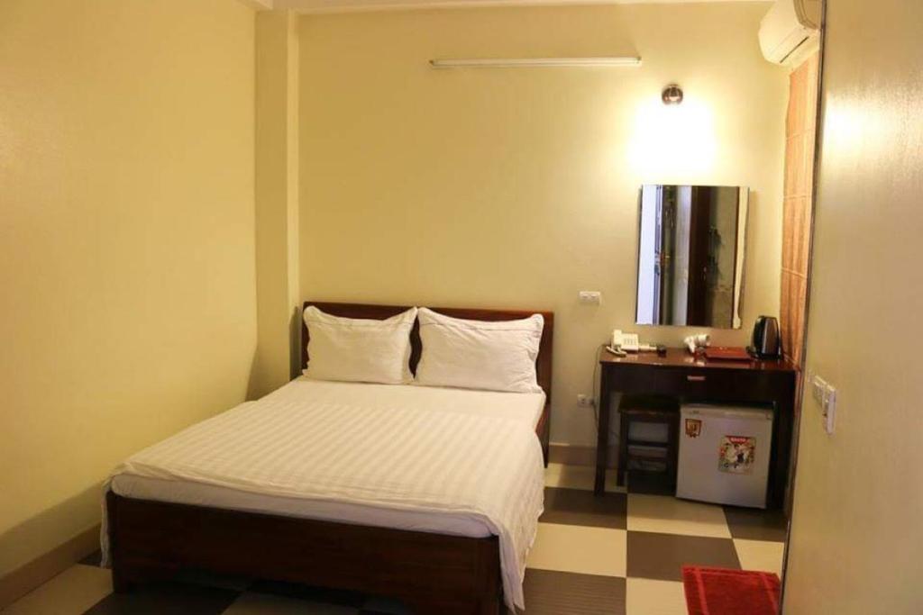 Vạn Xuân Hotel HN - by BAY LUXURY