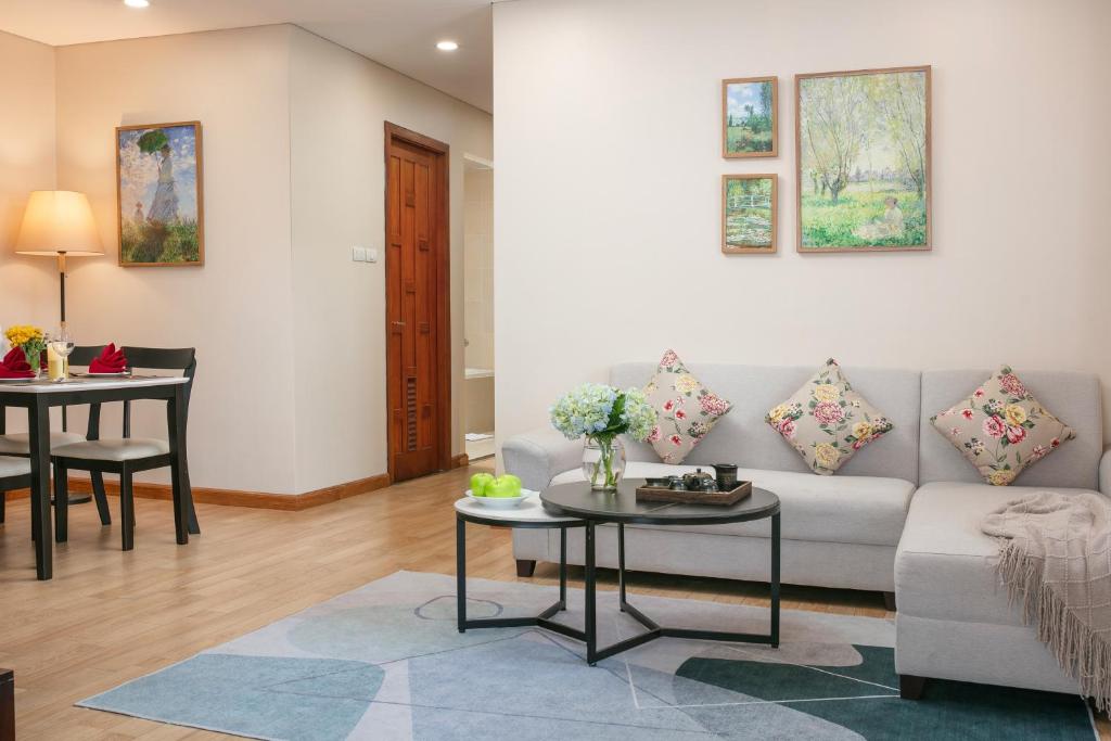 HB Service Apartment