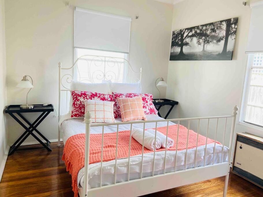 D122 Lovely London Home photo 3