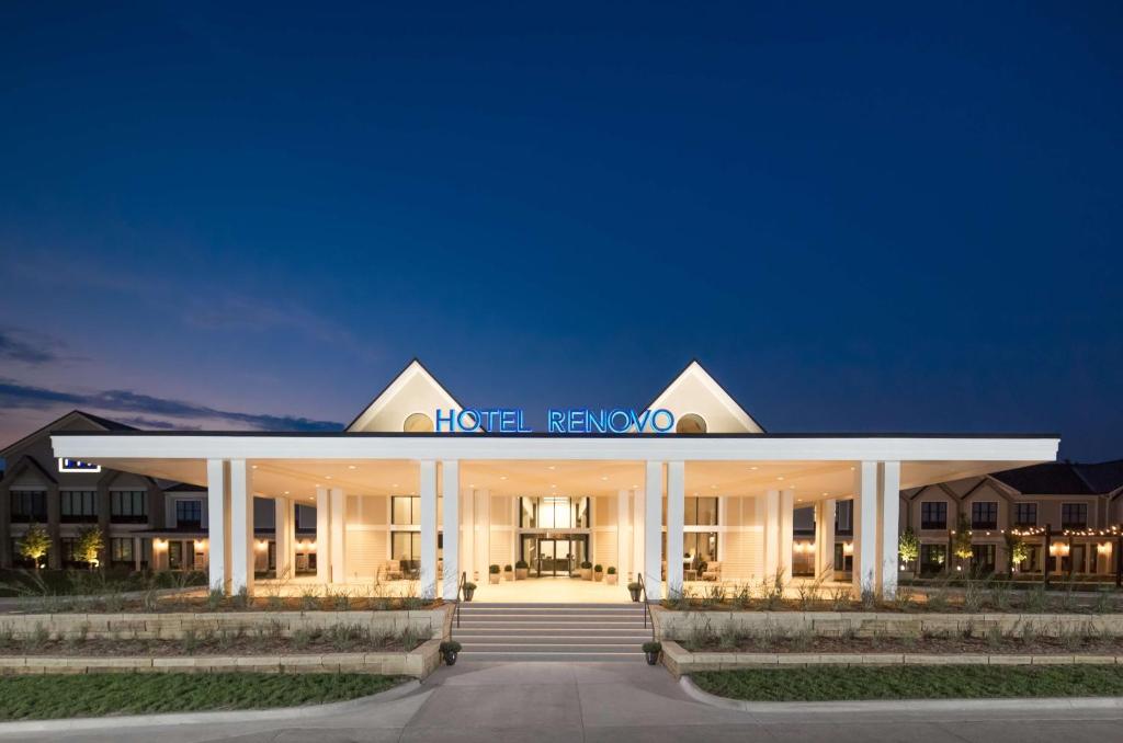 Hotel Renovo Des Moines Urbandale,Tapestry Collection Hilton image