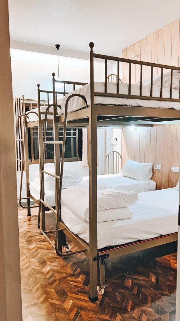 Jeune Hostel Chiang Mai at Phra Singh